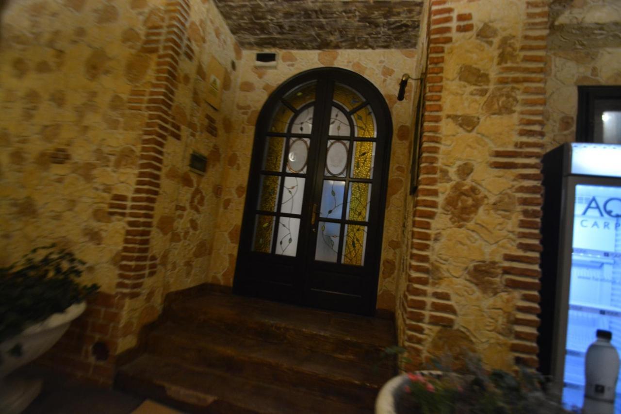Gala - Guesthouse オラデア エクステリア 写真