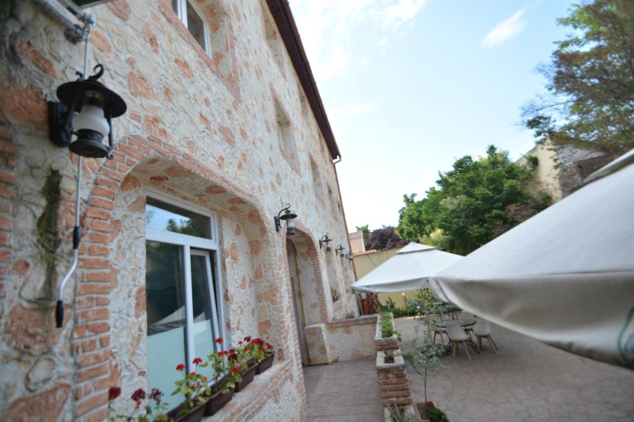 Gala - Guesthouse オラデア エクステリア 写真